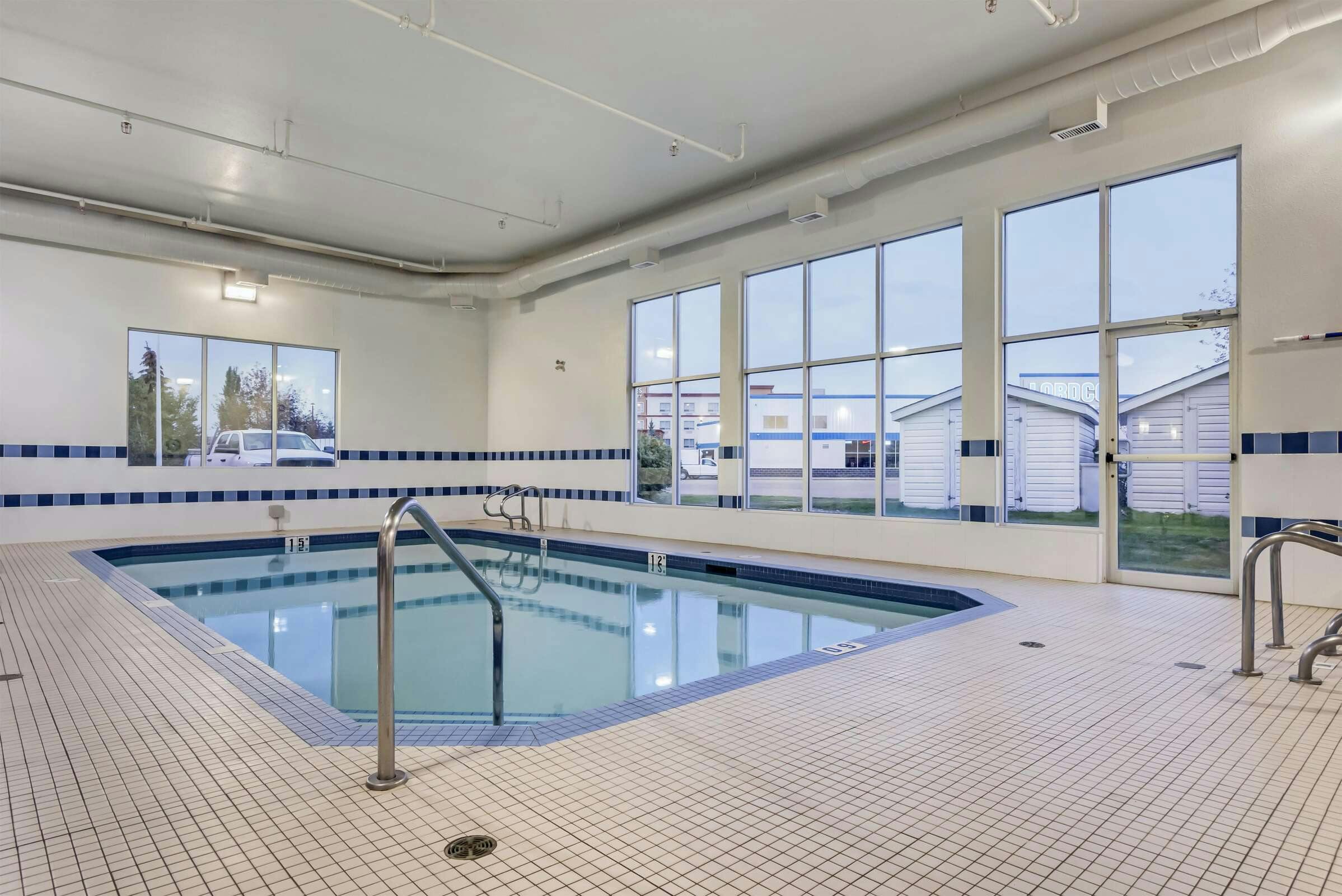 Hotel Best Western Plus Red Deer Inn & Suites photo 3