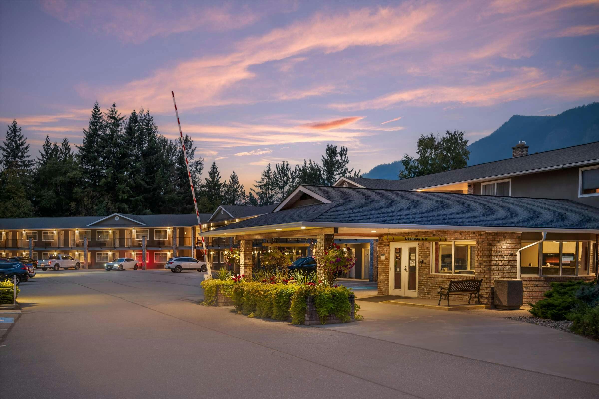 Best Western Sicamous Inn