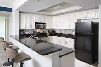 Hotel Royale Palms Condominiums photo 5