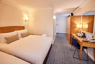 Hotel Thistle London Heathrow Terminal 5 photo 1