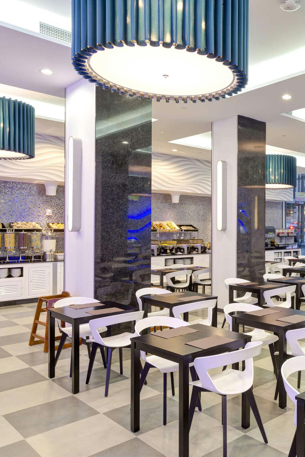 Hotel RIU Plaza New York Times Square photo 3