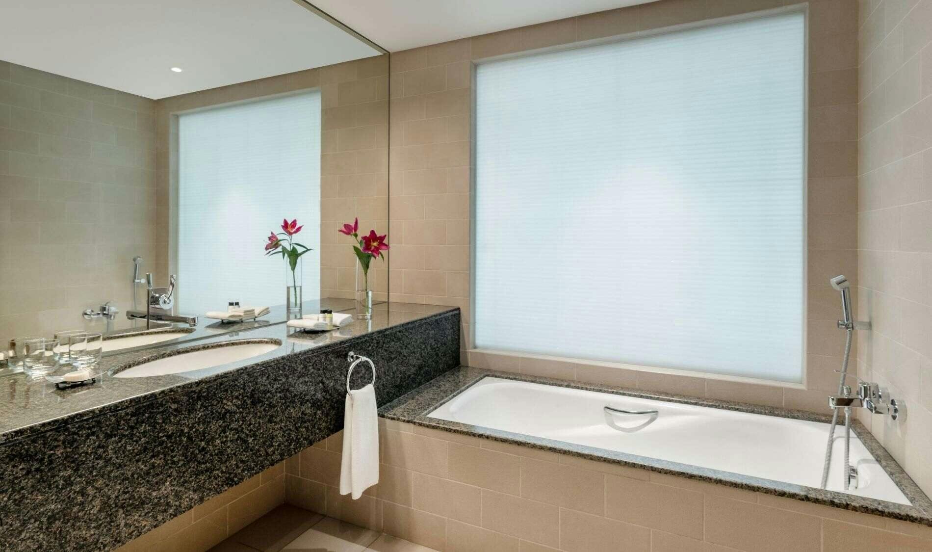 Hotel Grand Millennium Al Wahda Hotel photo 5