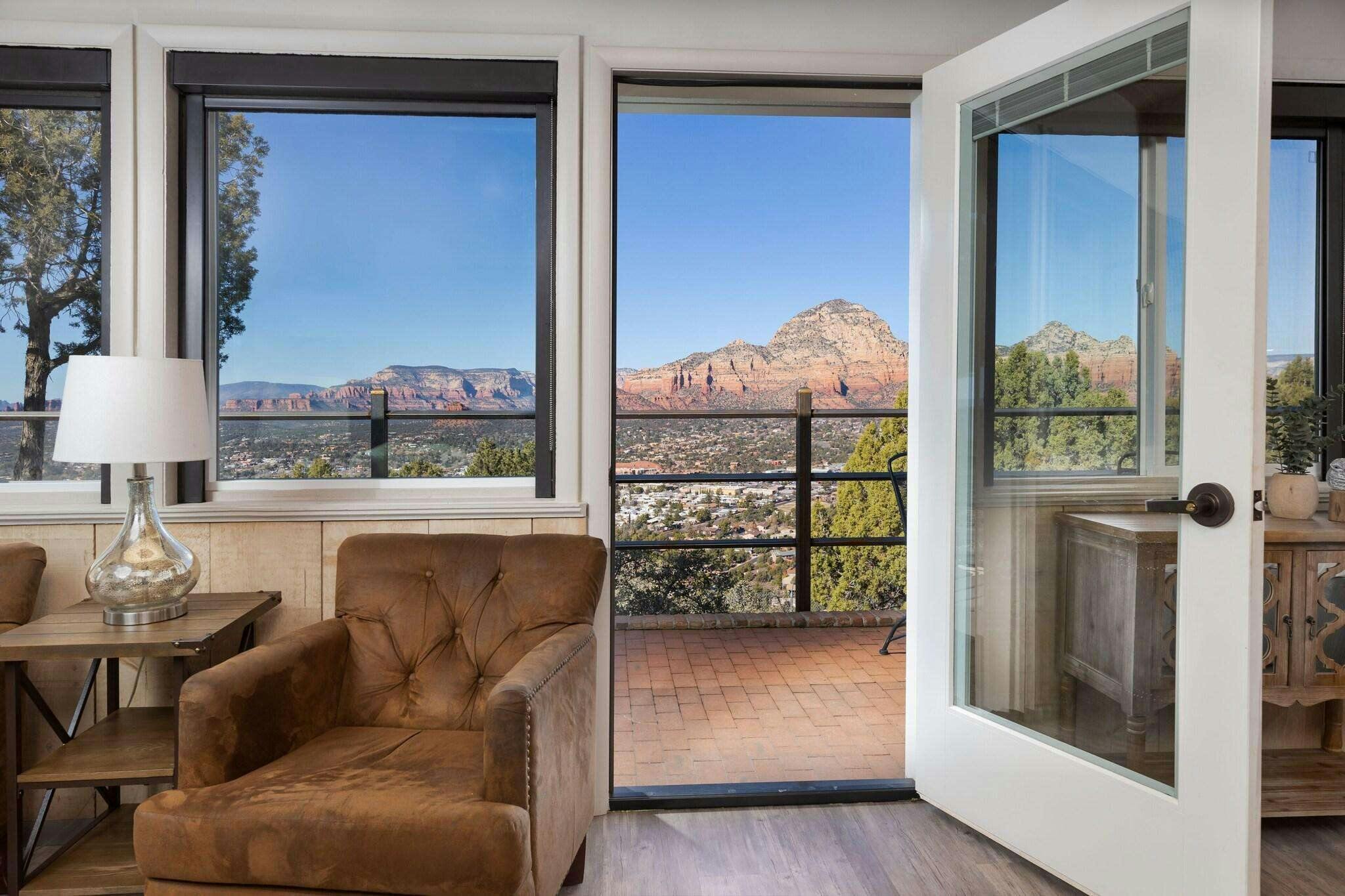 Hotel Sky Ranch Lodge photo 2