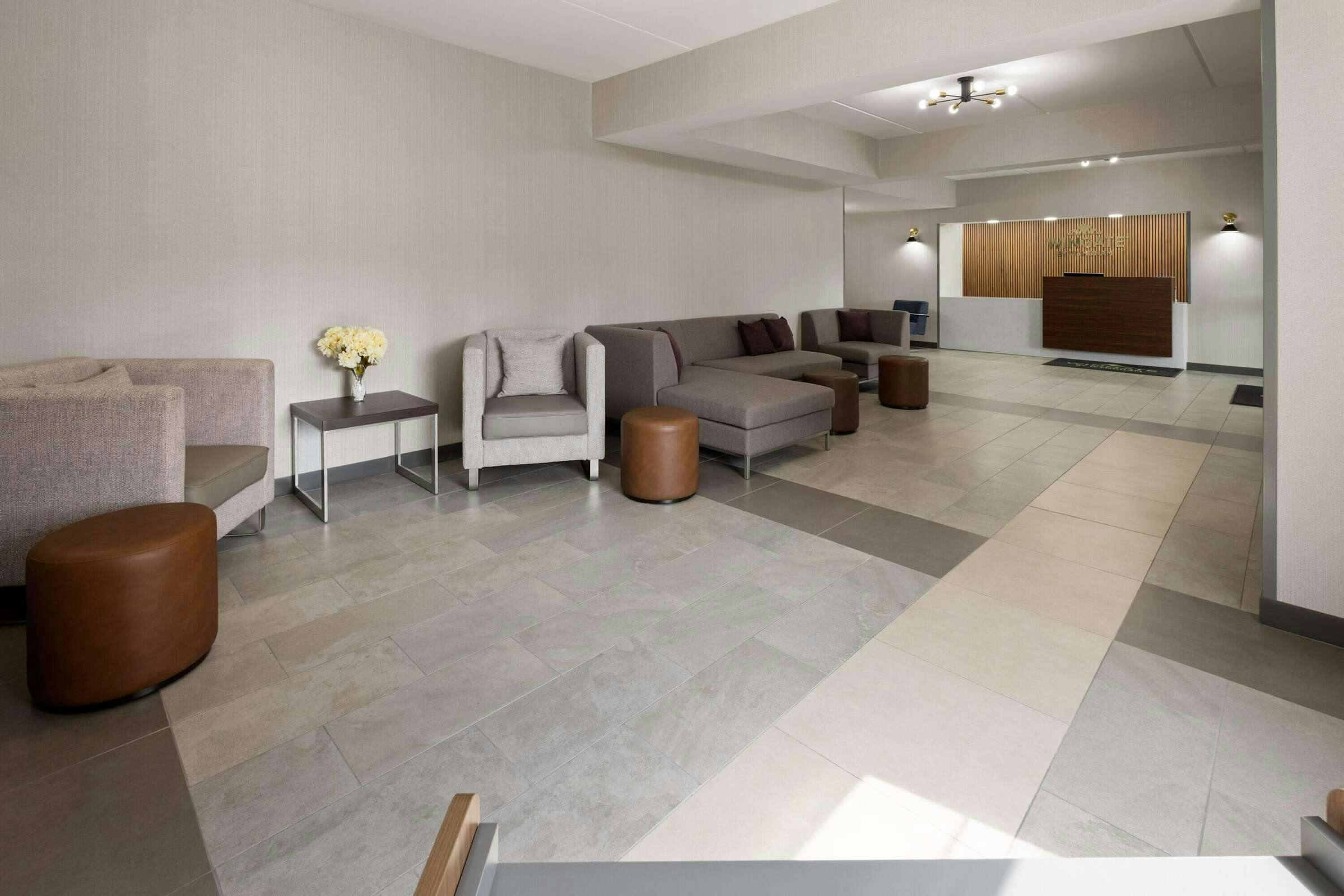 Hotel WG Grove City photo 2