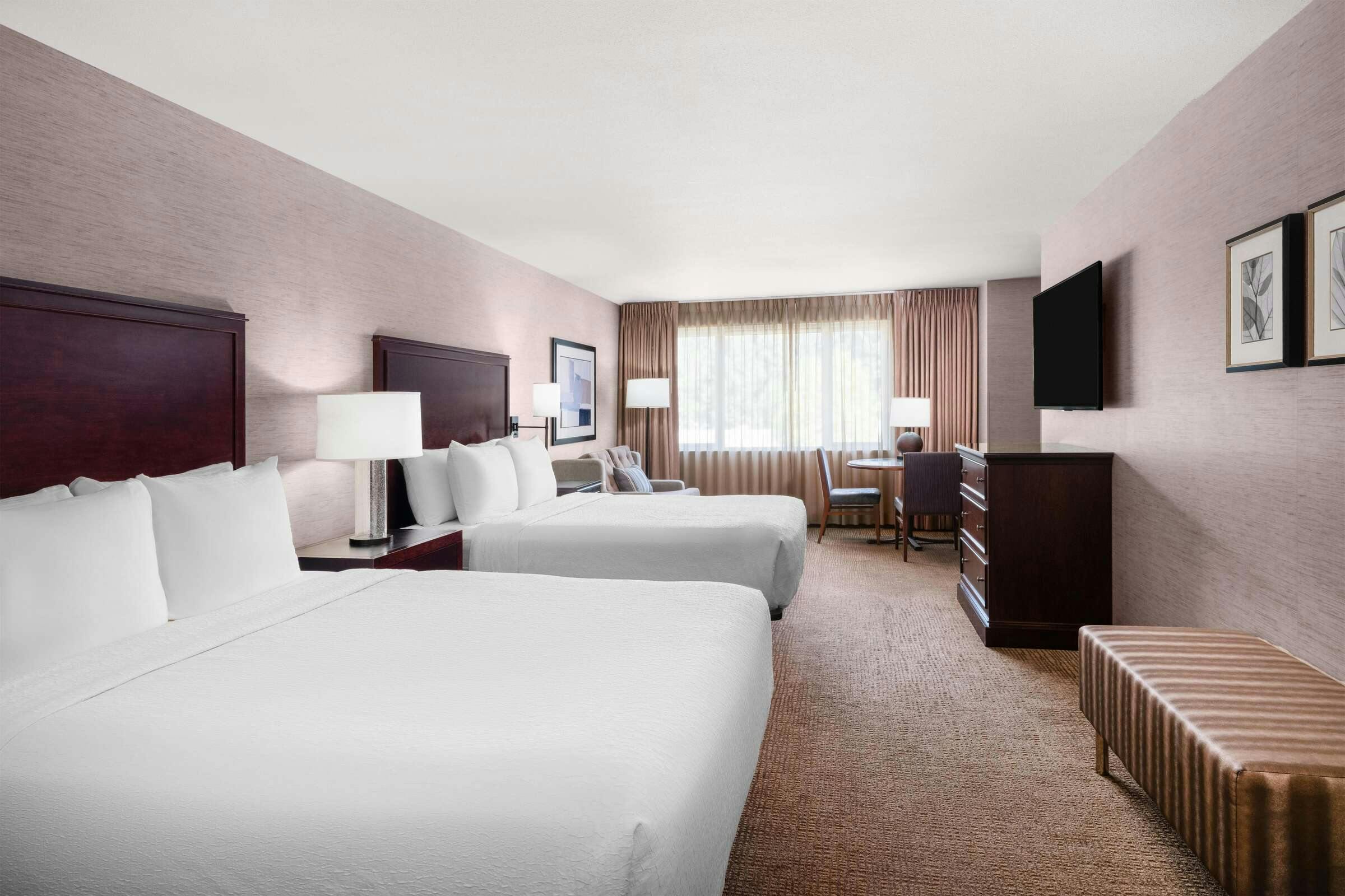 Hotel Eastgate Hotel, Bw Signature Collection photo 1