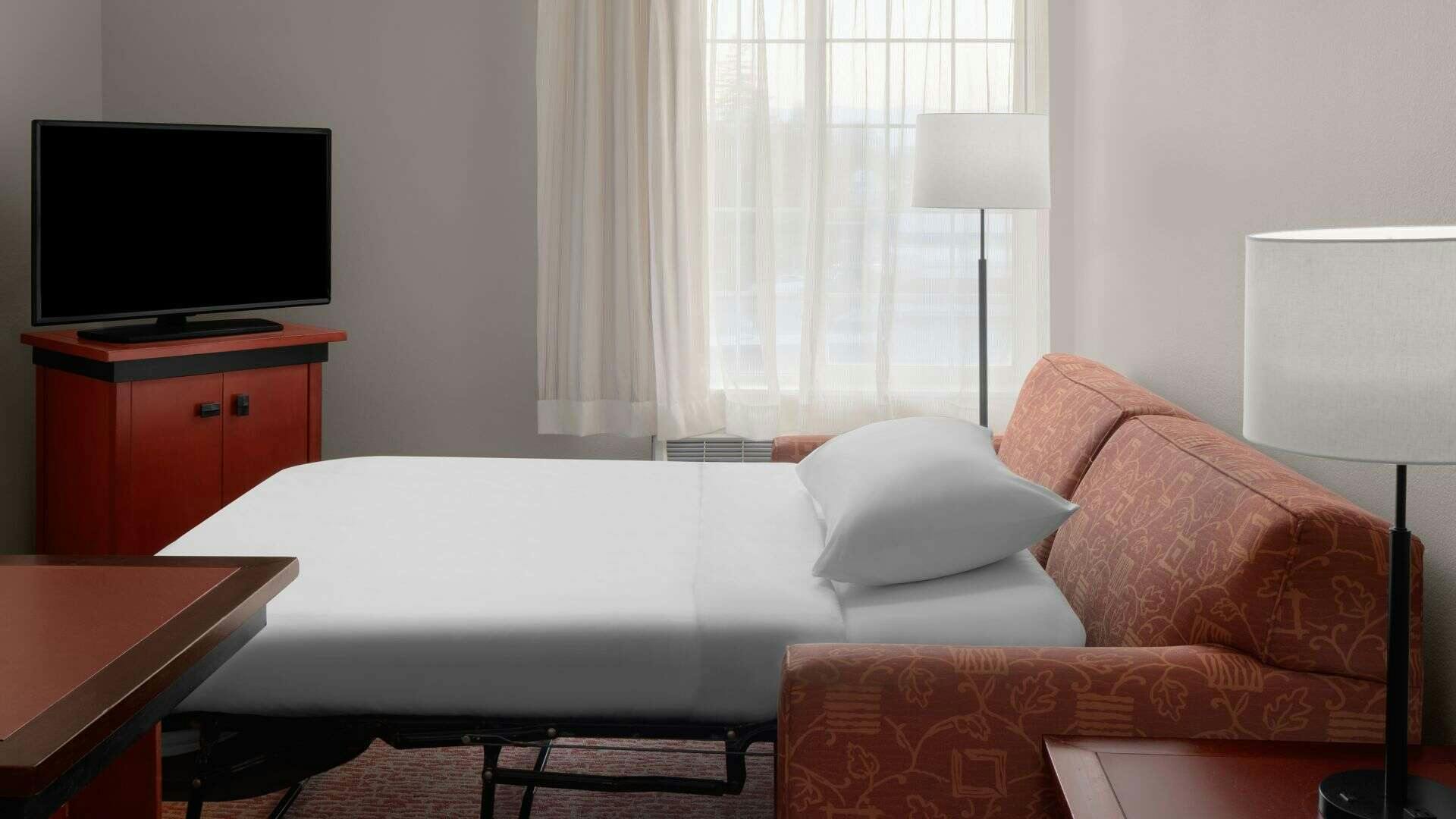 Hotel Larkspur Landing Roseville - An All-Suite Hotel photo 4