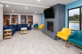 Hotel Days Inn Eagle River photo 2