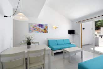 Hotel Apartamentos Roc Lago Park photo 1