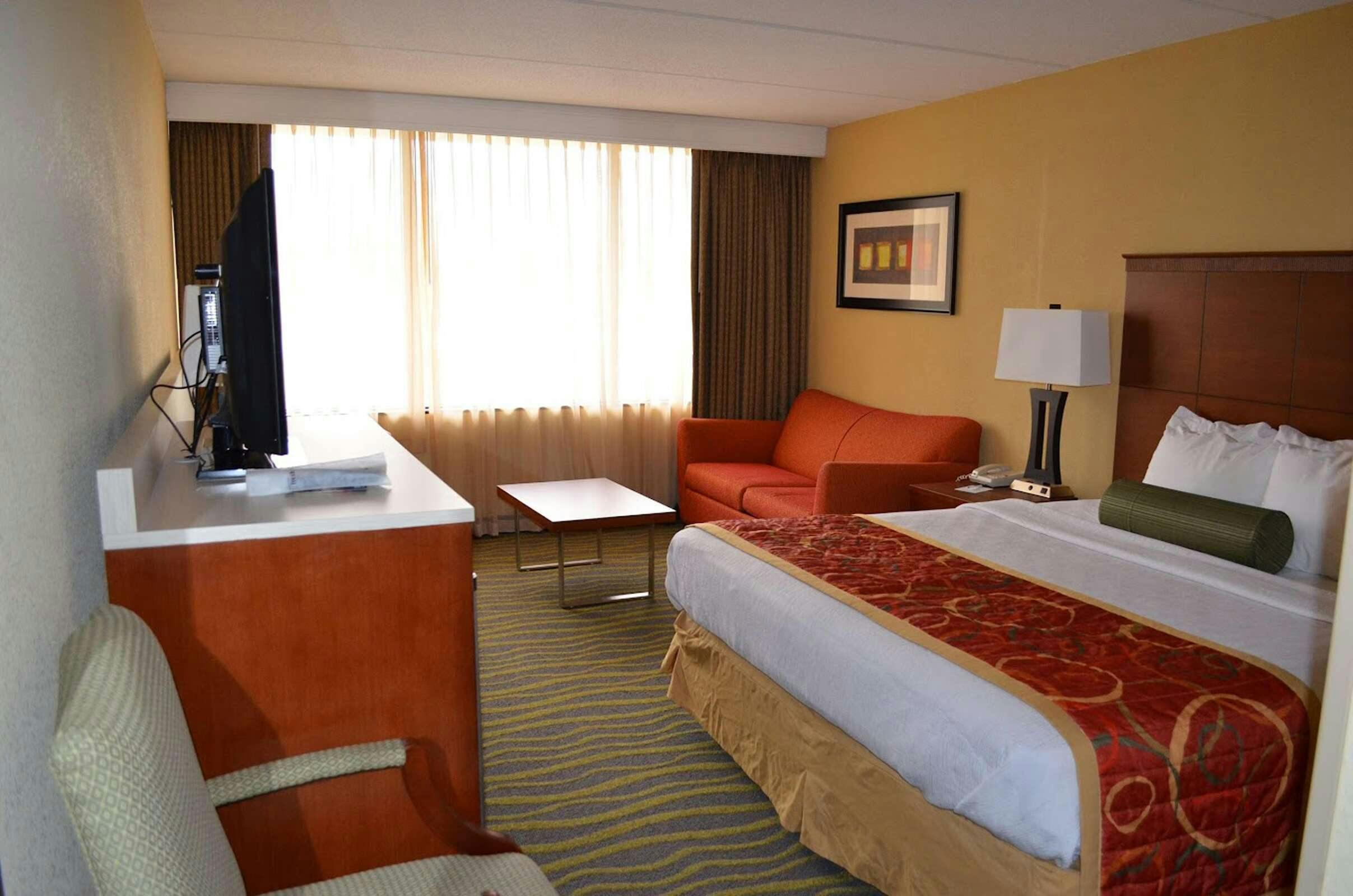 Hotel Sure Stay By Best Western Charlotte Matthews photo 5