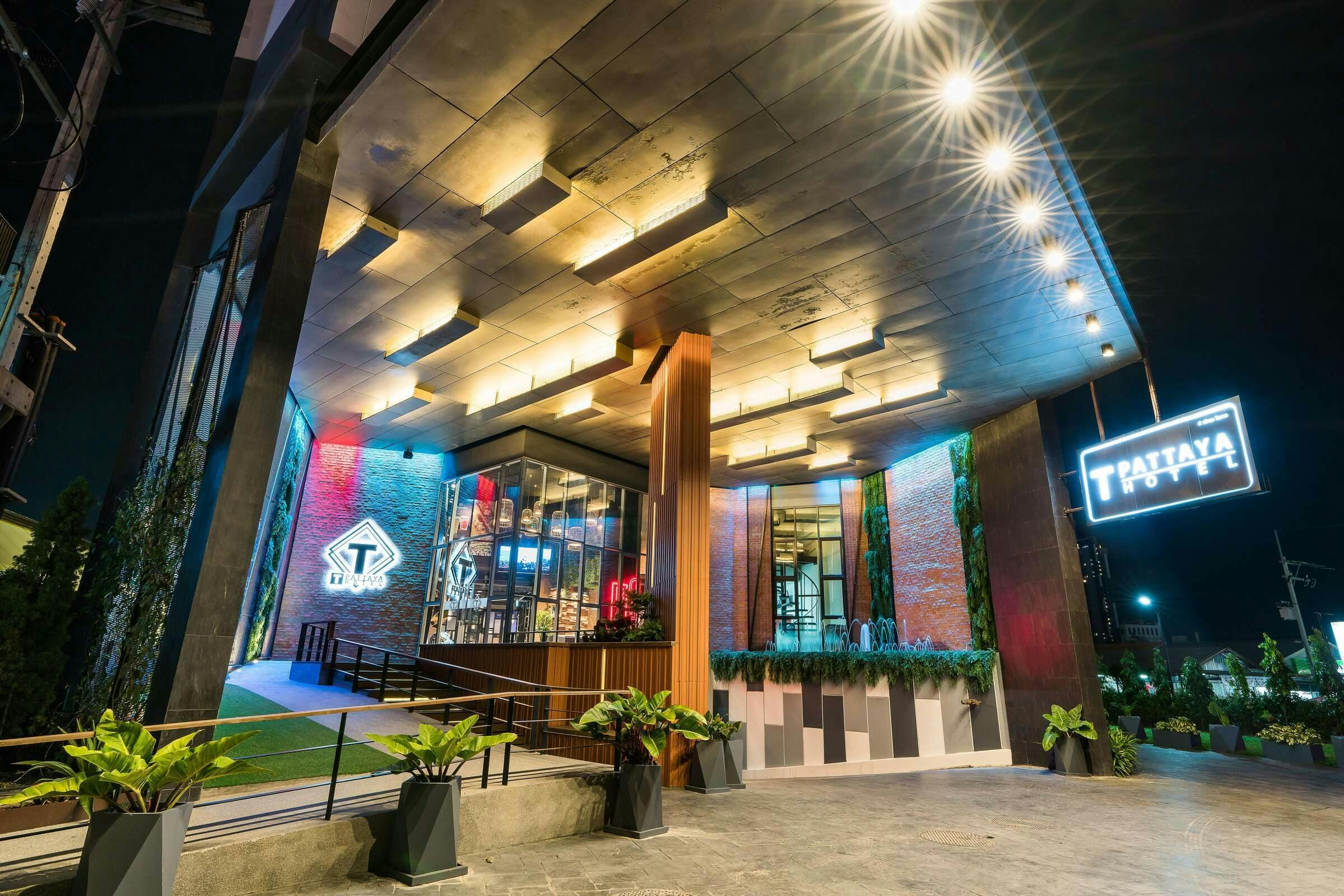 Hotel Sure Stay Plus By Best Western T Pattaya photo 2