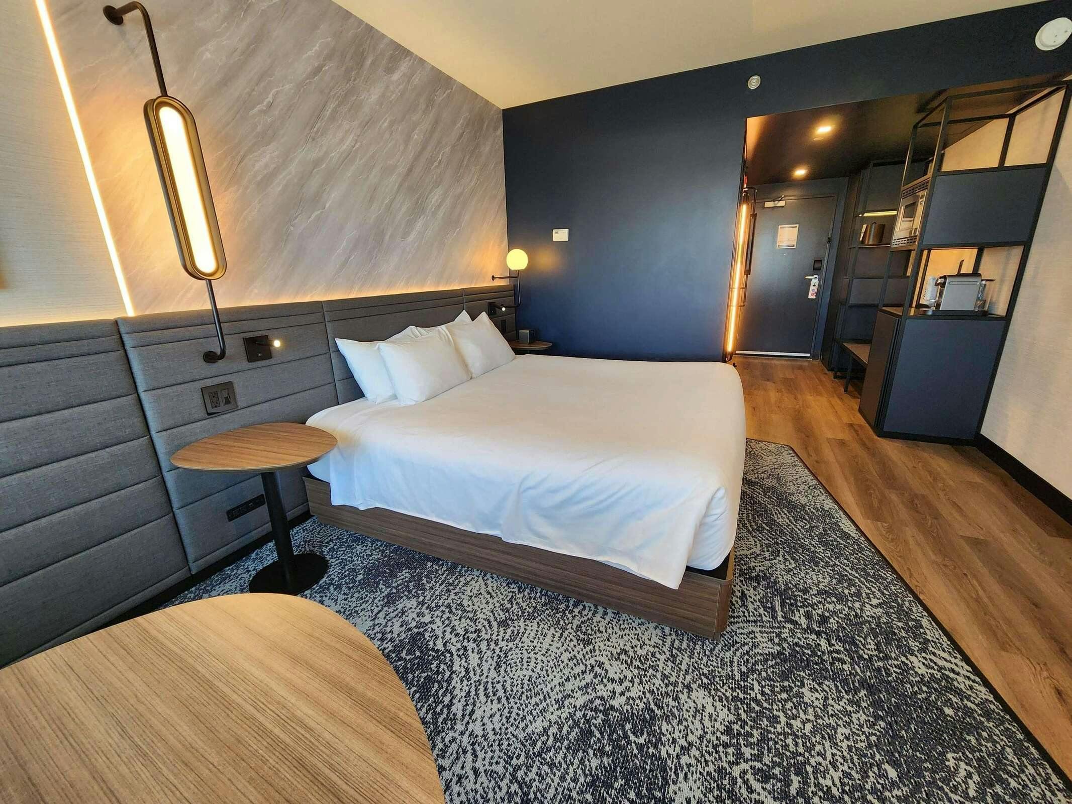 Hotel Novotel Toronto Vaughan Centre photo 2