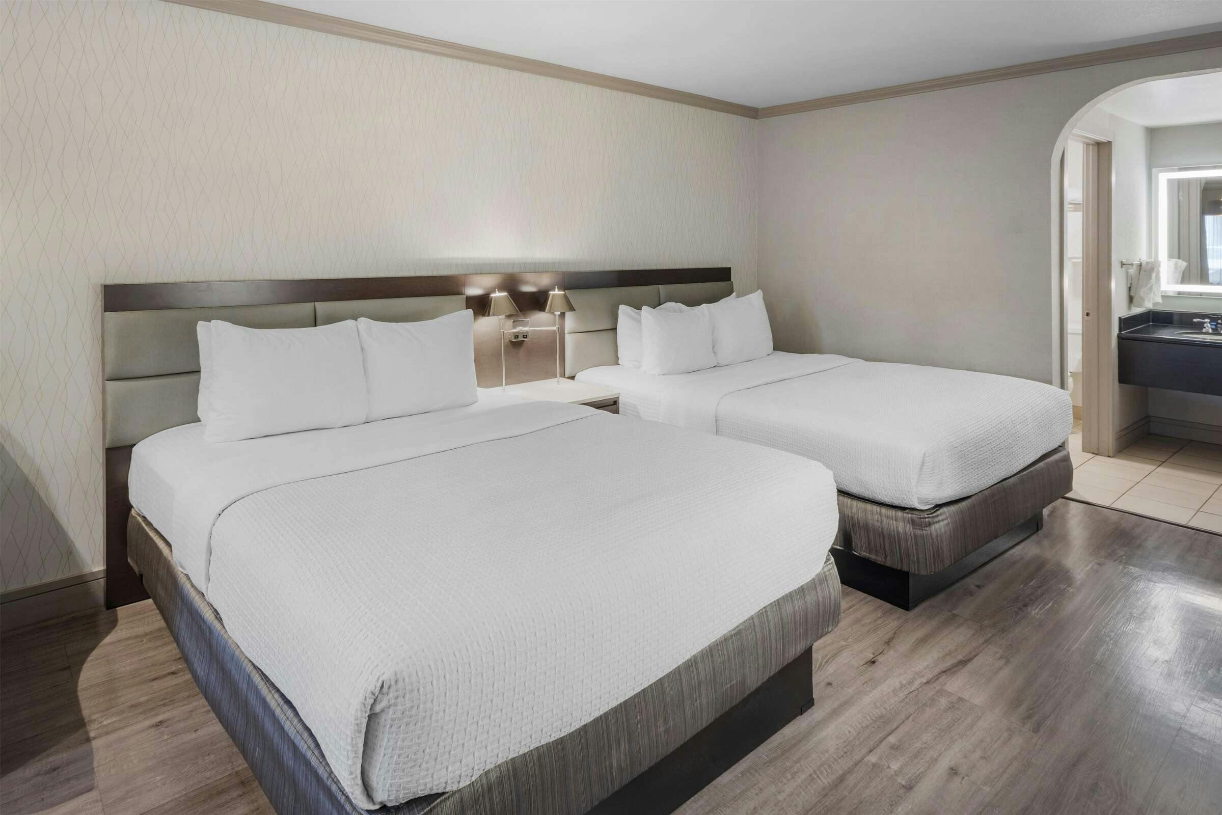 Hotel Best Western Plus Executive Suites photo 2