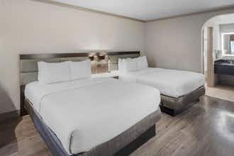 Hotel Best Western Plus Executive Suites photo 2