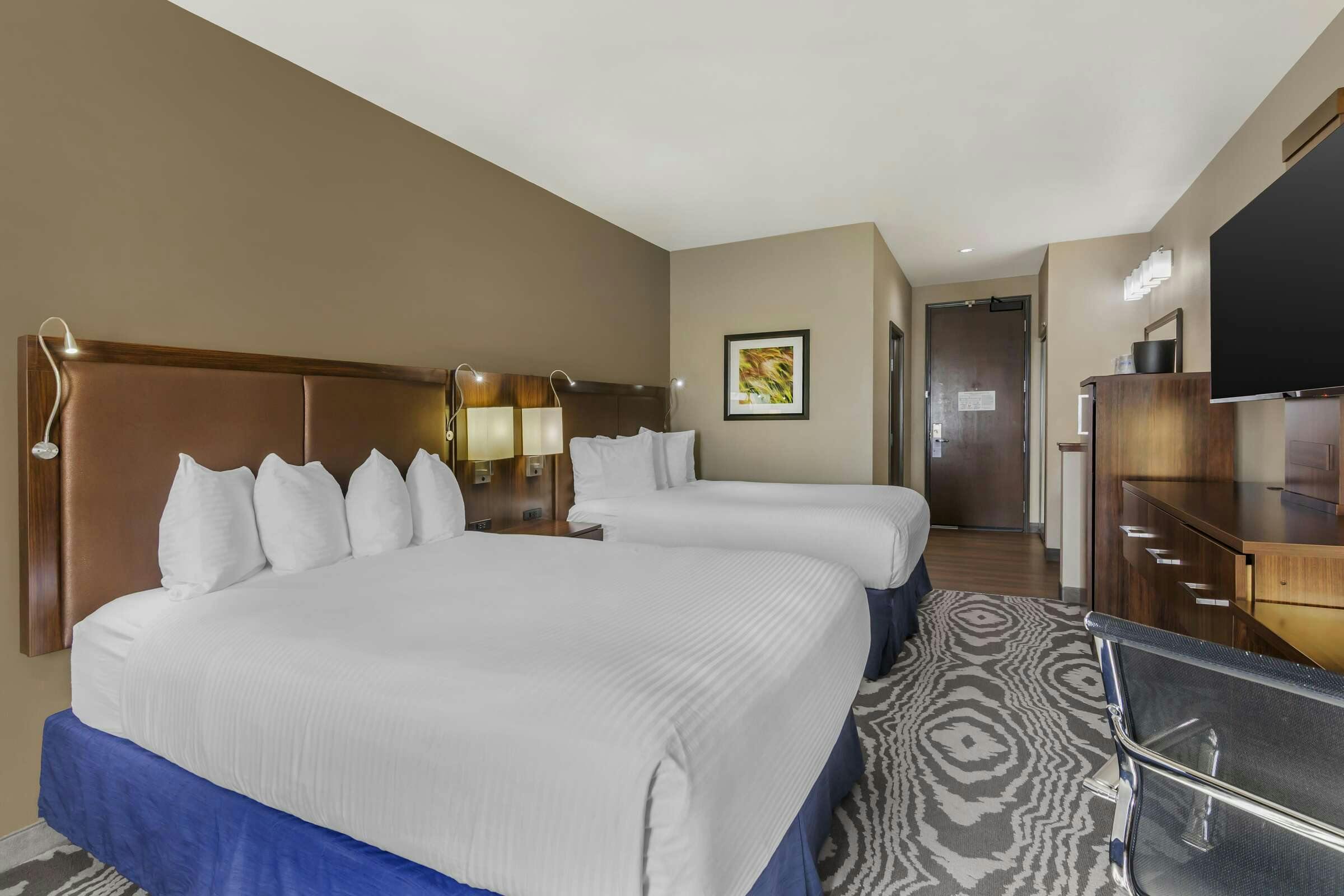 Hotel Best Western Plus Williston Hotel & Suites photo 1