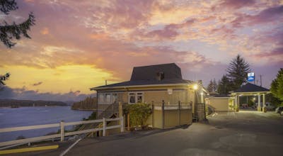 Best Western Pier Point Inn