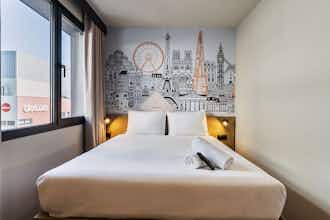 Hotel easyHotel Madrid Alcala photo 5