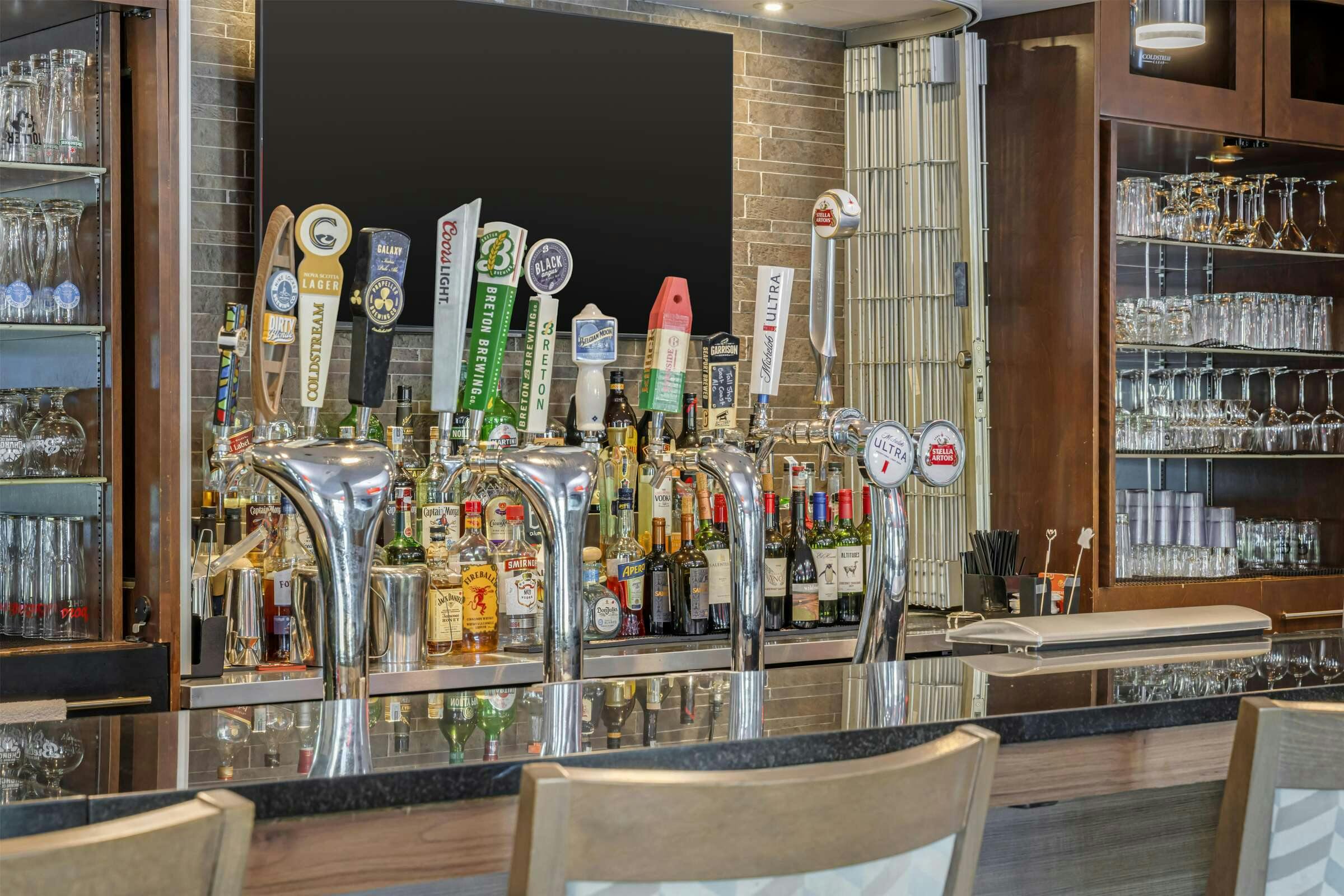 Hotel Best Western Plus Dartmouth Hotel & Suites photo 3