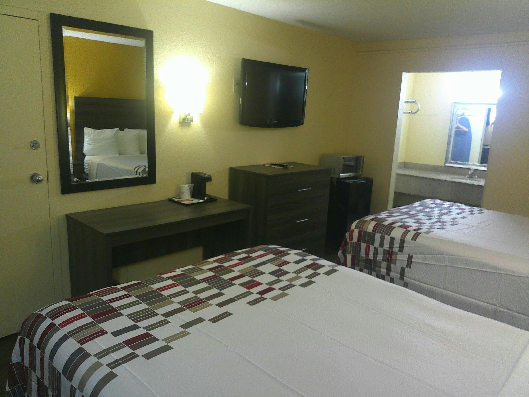 Hotel Red Roof Inn Hampton Coliseum photo 5