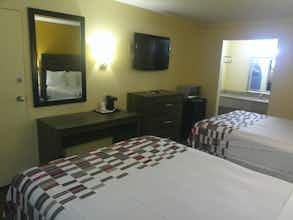 Hotel Red Roof Inn Hampton Coliseum photo 5