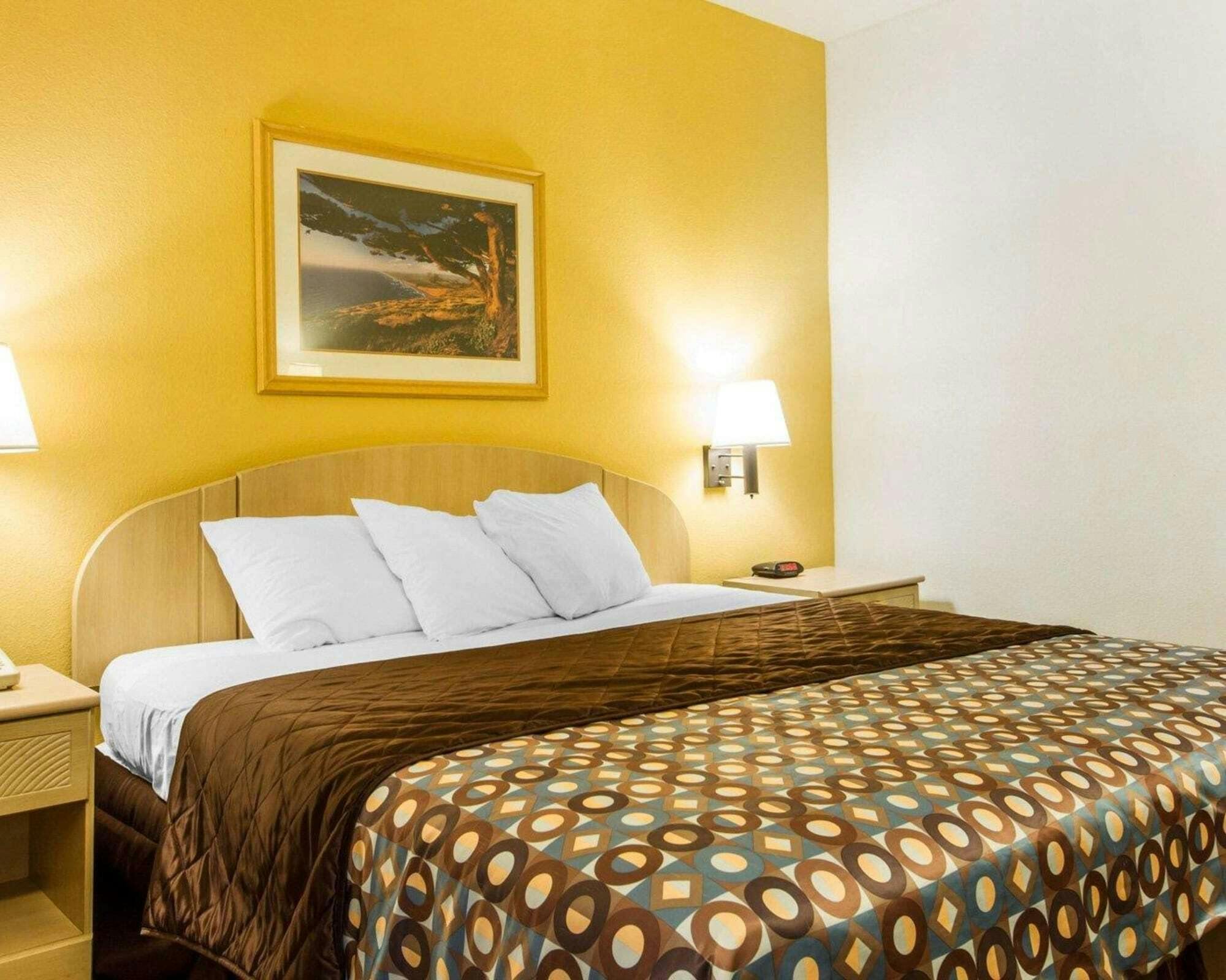 Hotel Rodeway Inn Watsonville photo 2