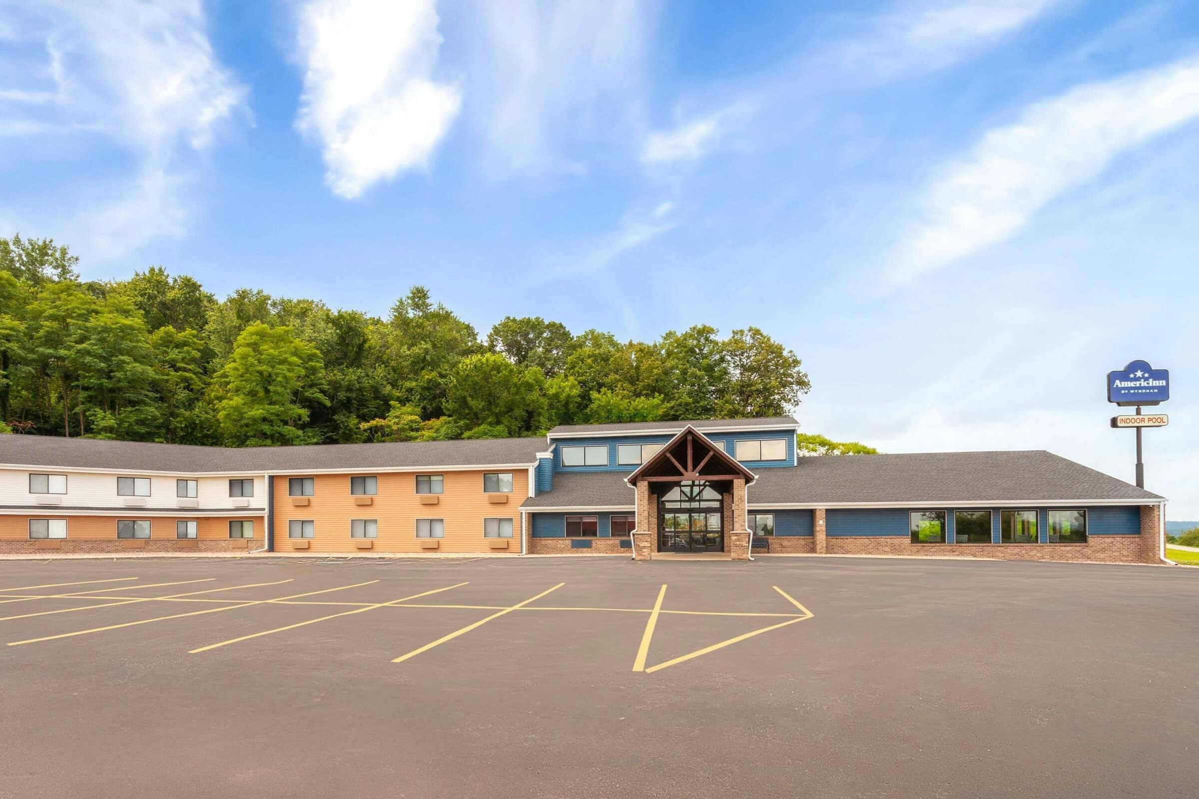 AmericInn West Salem