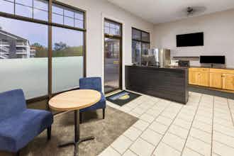 Hotel Days Inn Branson Ozarks photo 2