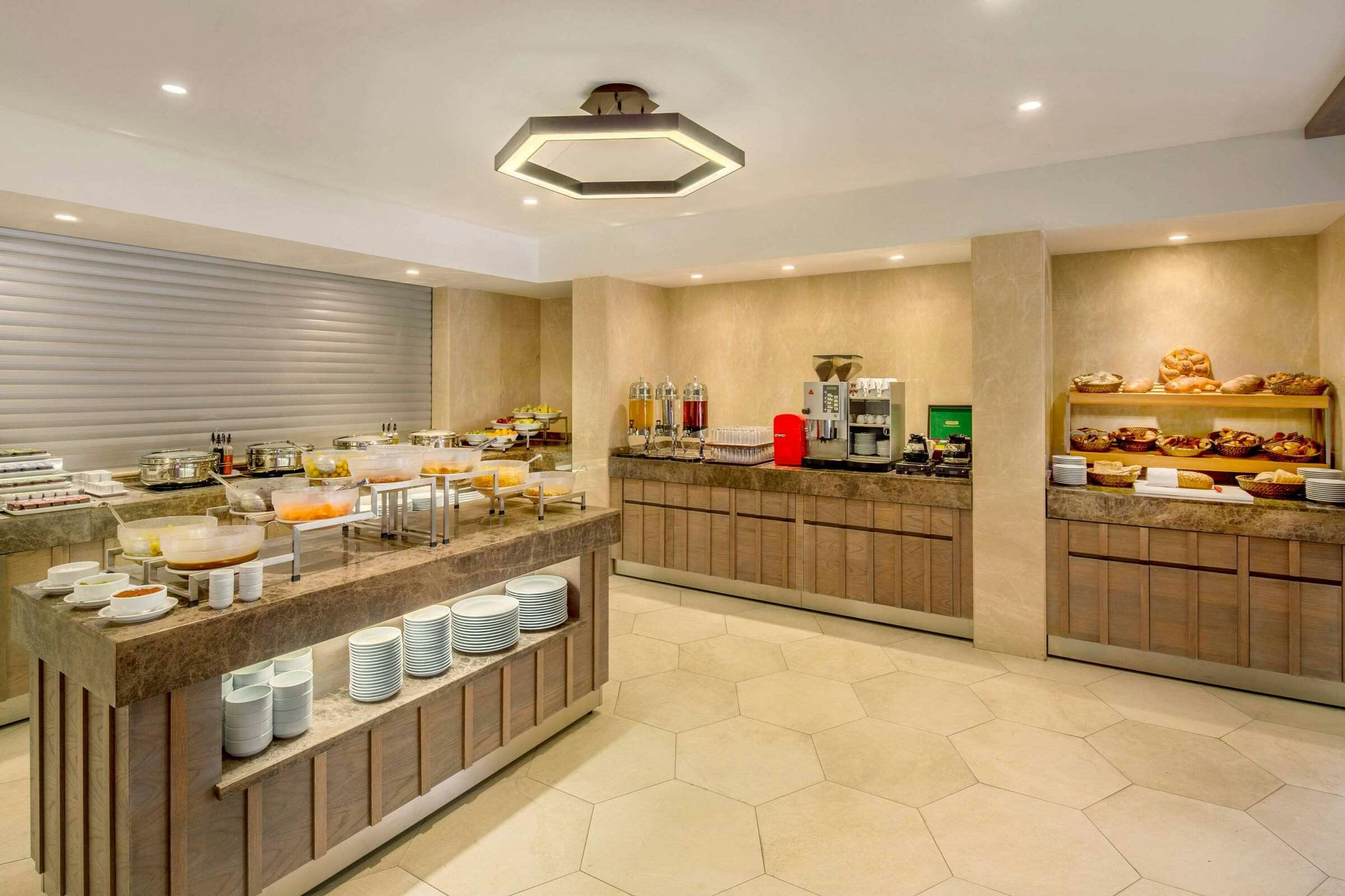 Hotel Ramada Istanbul Old City photo 5