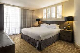 Hotel Embassy Suites by Hilton Waikiki Beach Walk photo 1