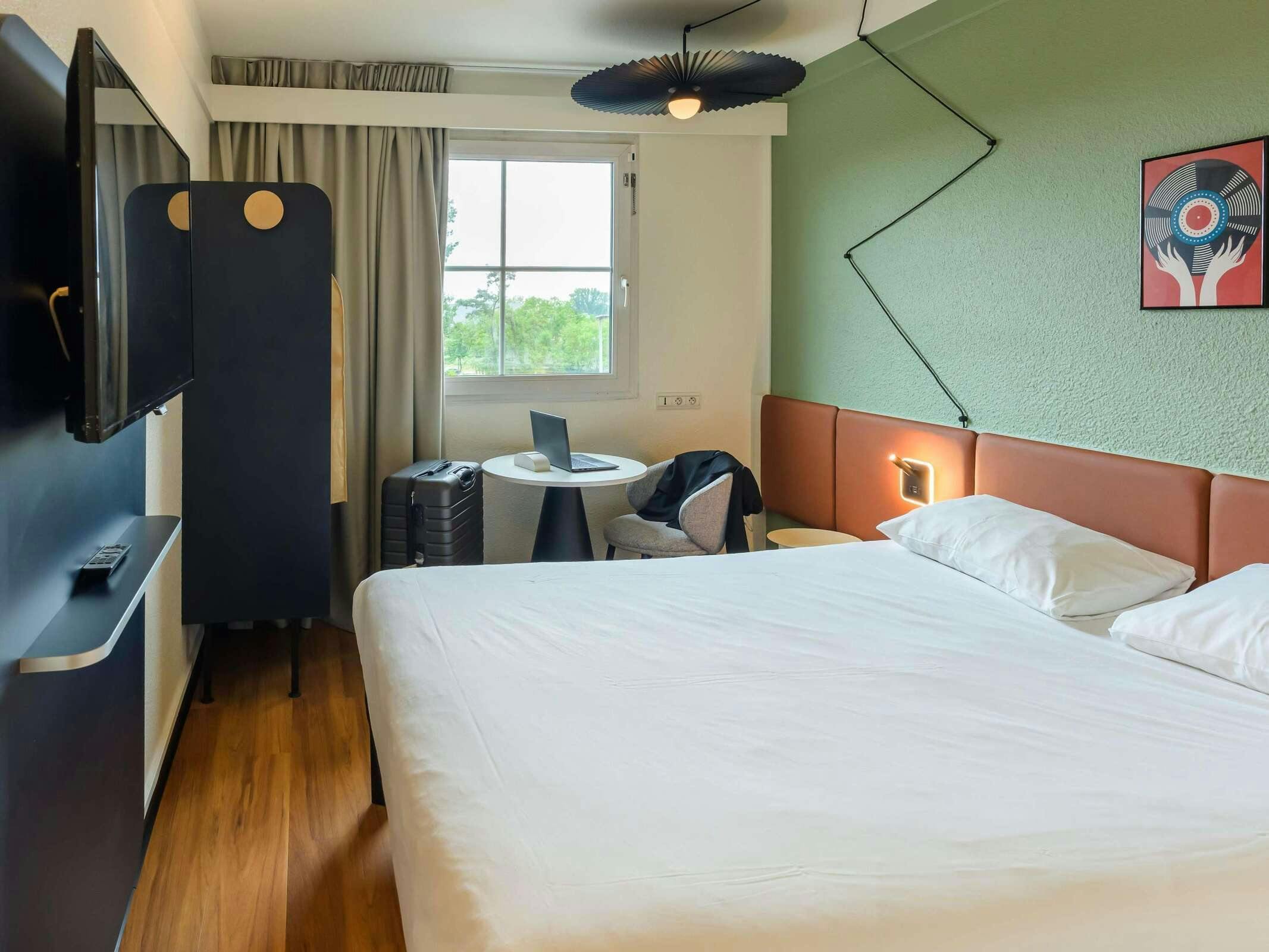 Hotel Ibis Strasbourg Aéroport Le Zénith photo 4