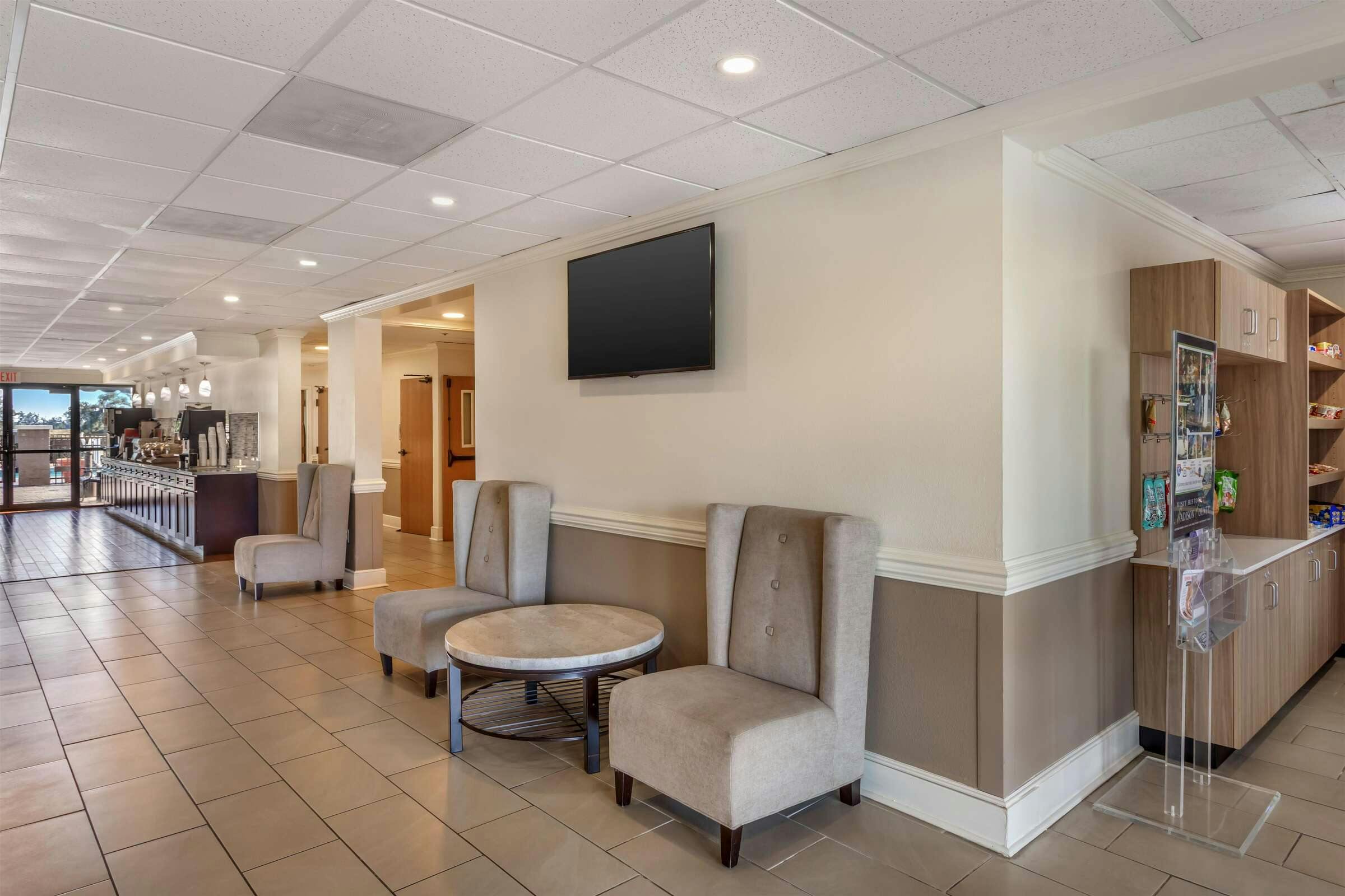 Hotel Best Western Plus Madison Inn photo 2