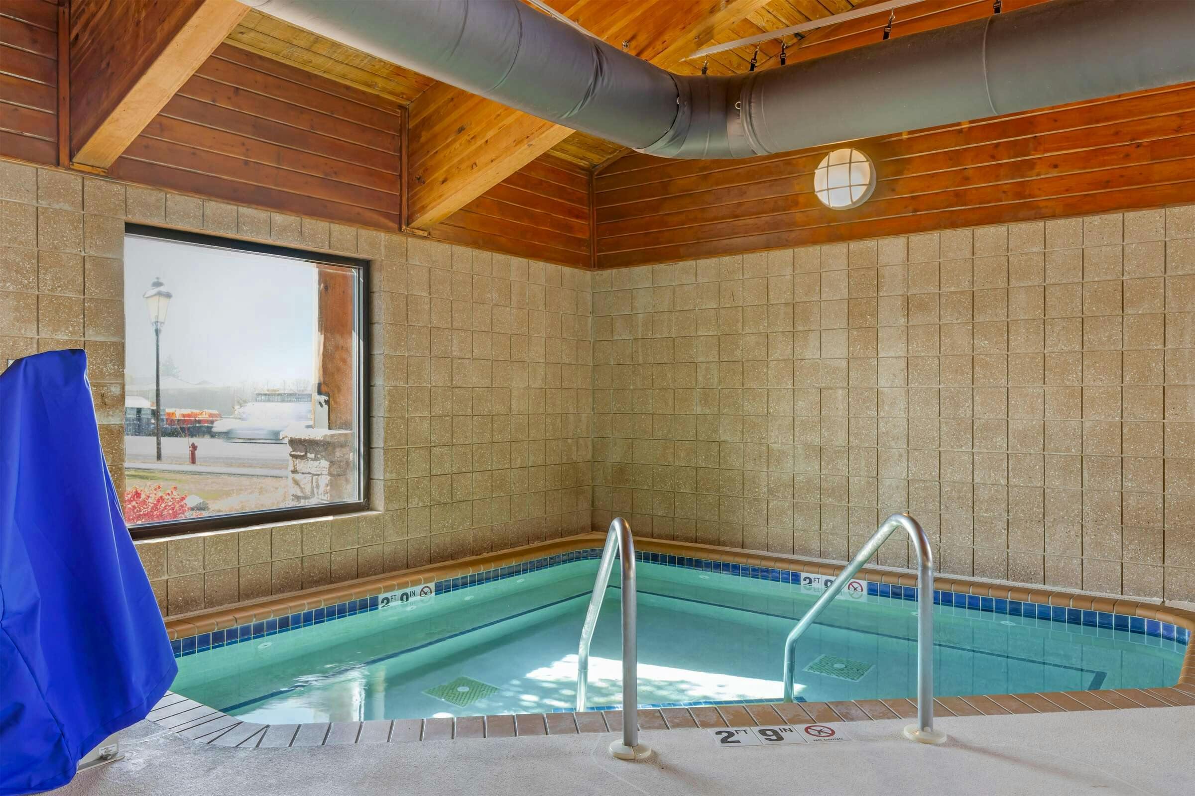 Hotel Best Western Plus McCall Lodge & Suites photo 4