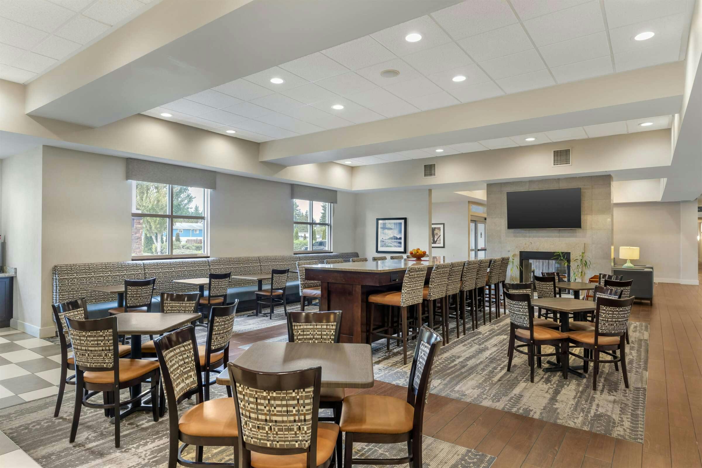 Hotel Best Western Plus Arlington/Marysville photo 2