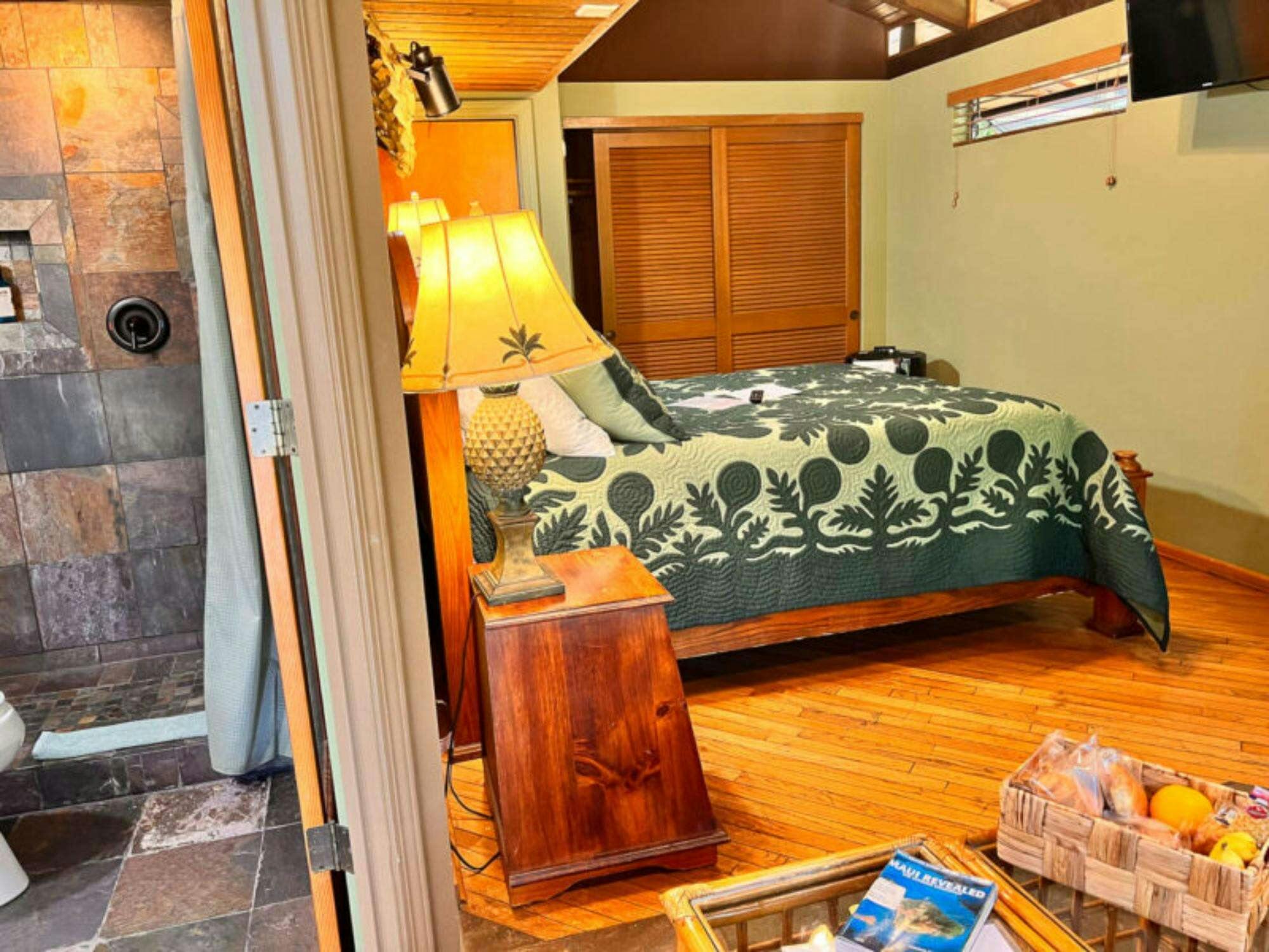 Hotel Maui What a Wonderful World Bed and Breakfast photo 5