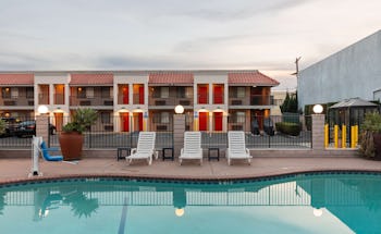 The Hills Inn Eagle Rock