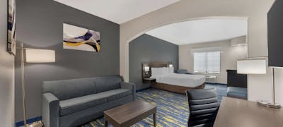 Sure Stay Plus Hotel By Best Western San Antonio Sea World