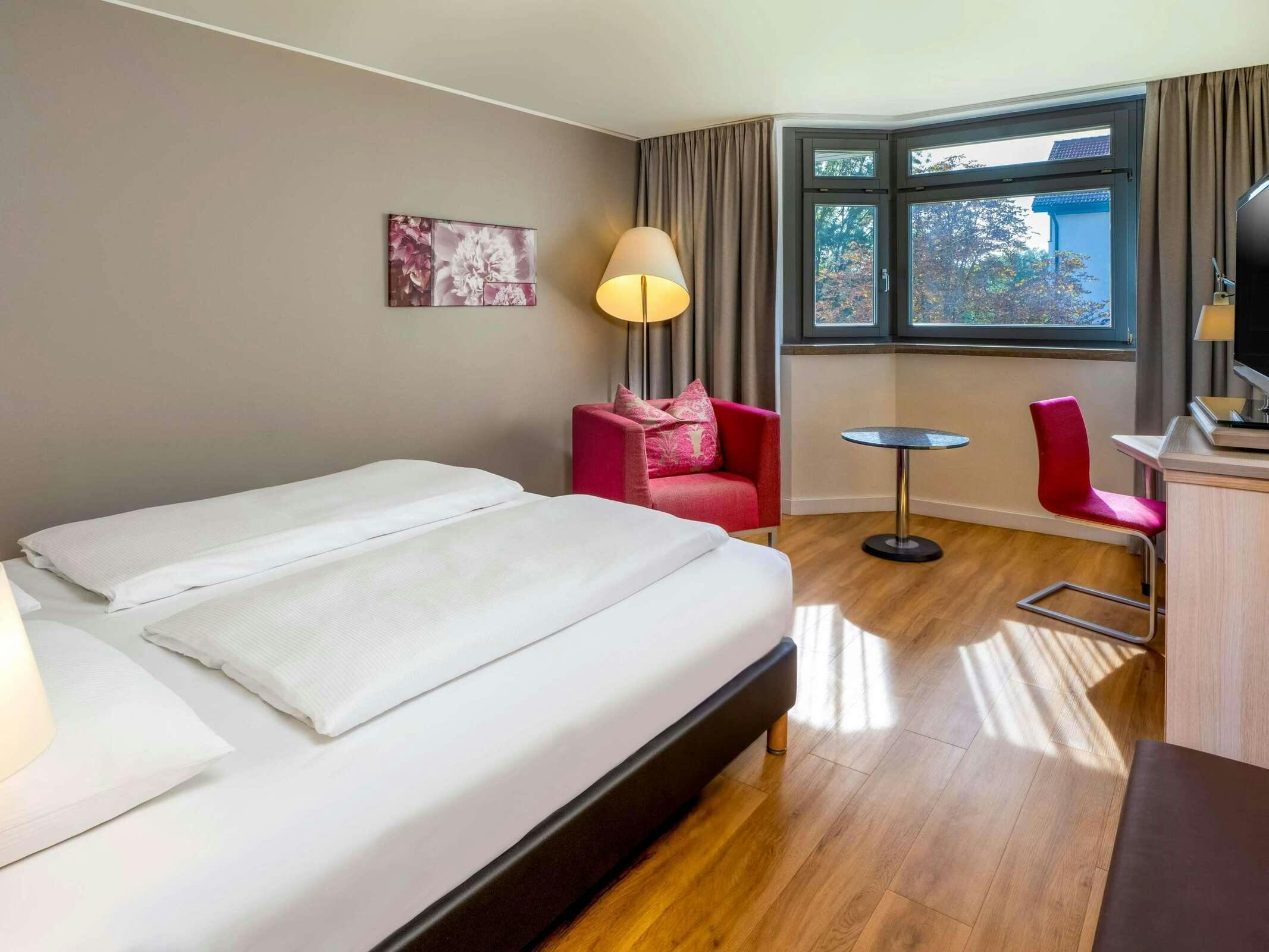 Hotel Mövenpick München Airport photo 2