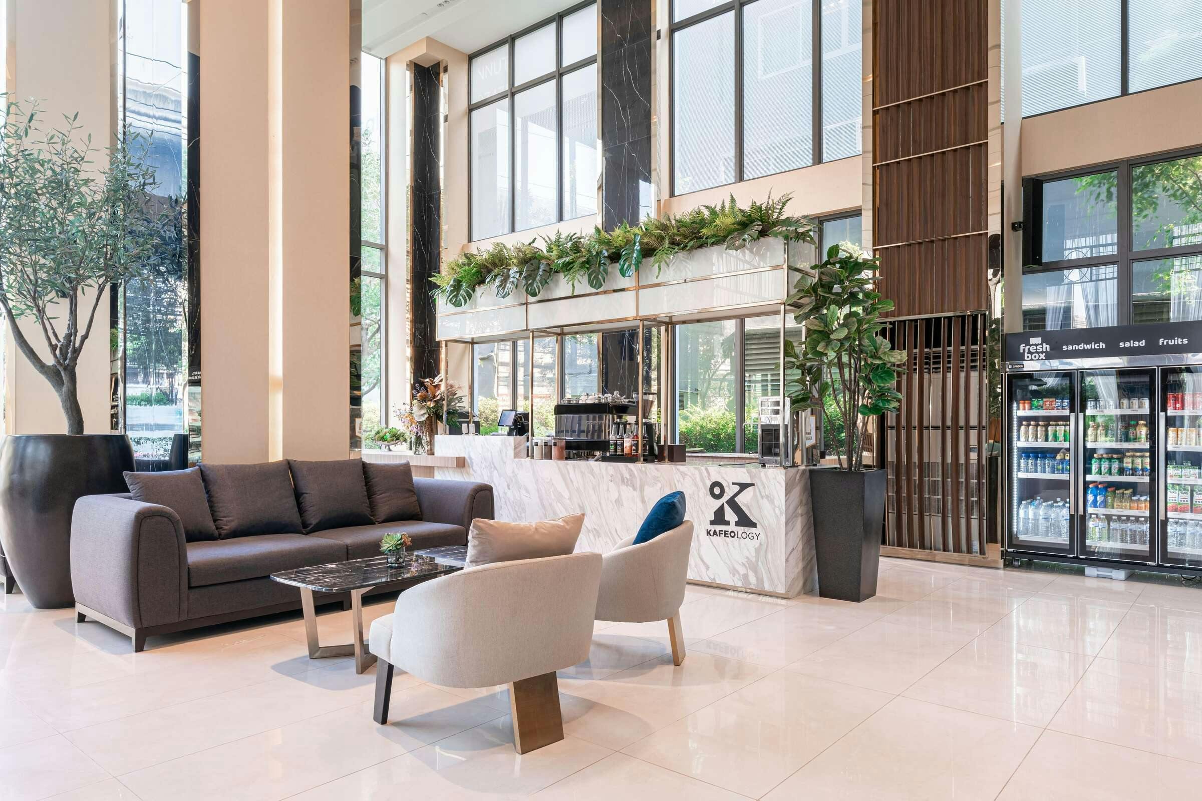 Hotel Ramada Plz Sukhumvit 48 photo 2