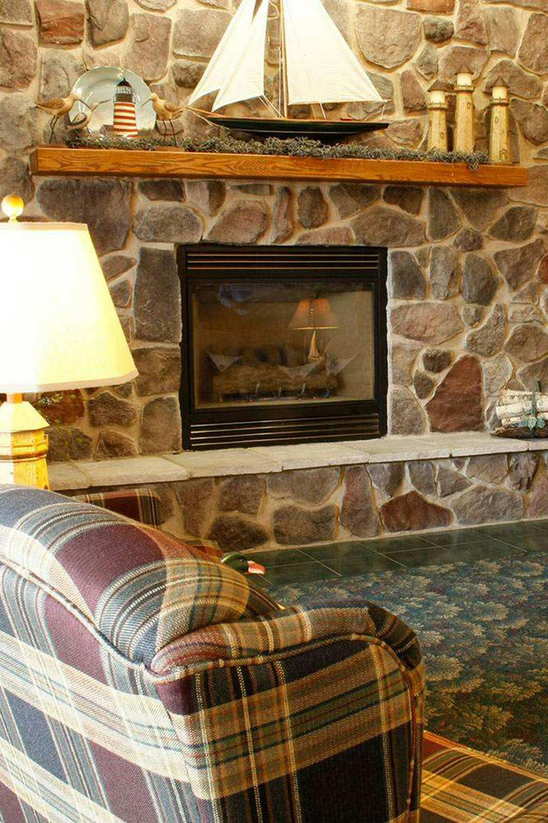 Hotel AmericInn by Wyndham Sturgeon Bay photo 3