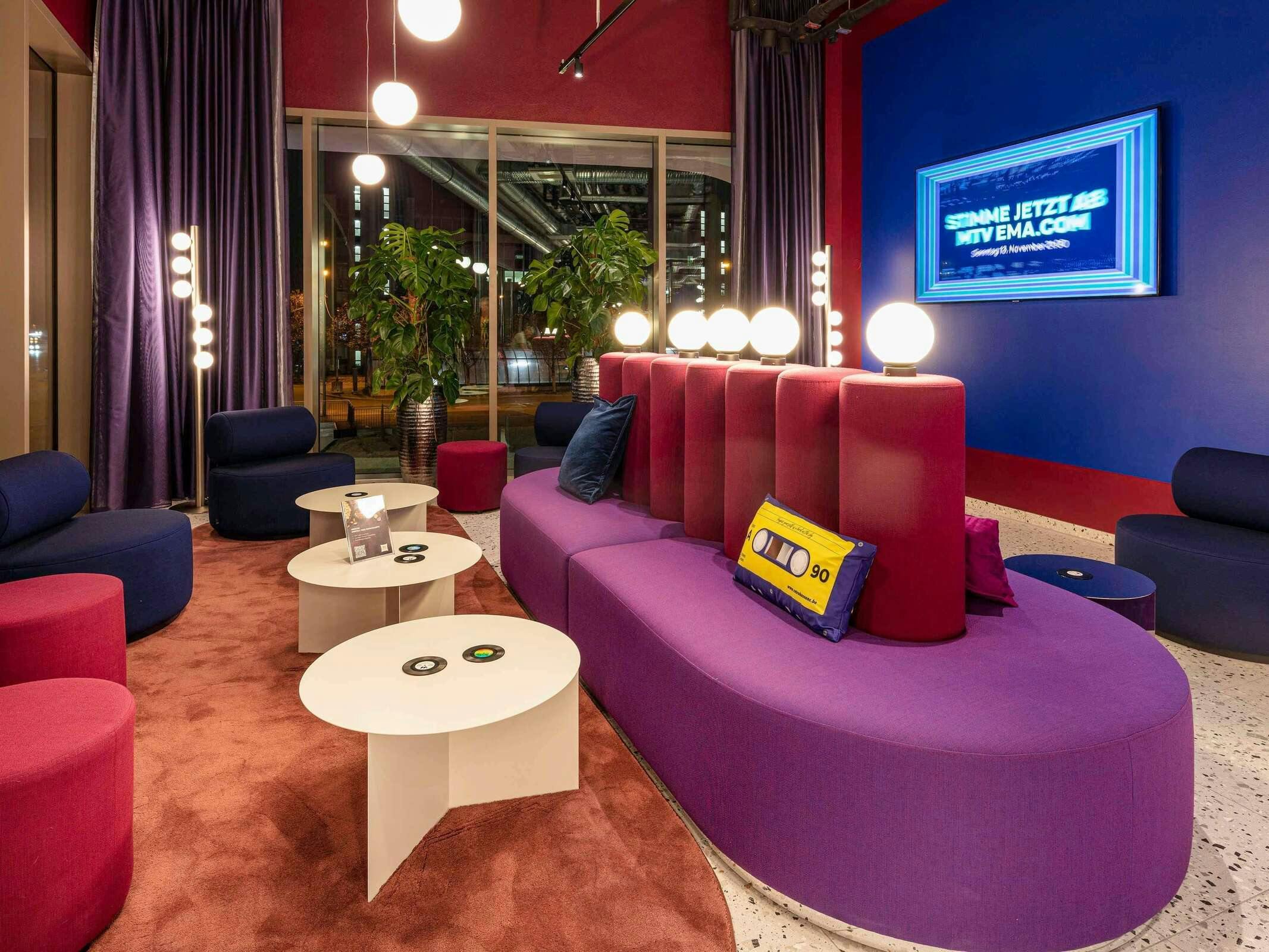 Hotel Ibis Styles Muenchen Perlace photo 3