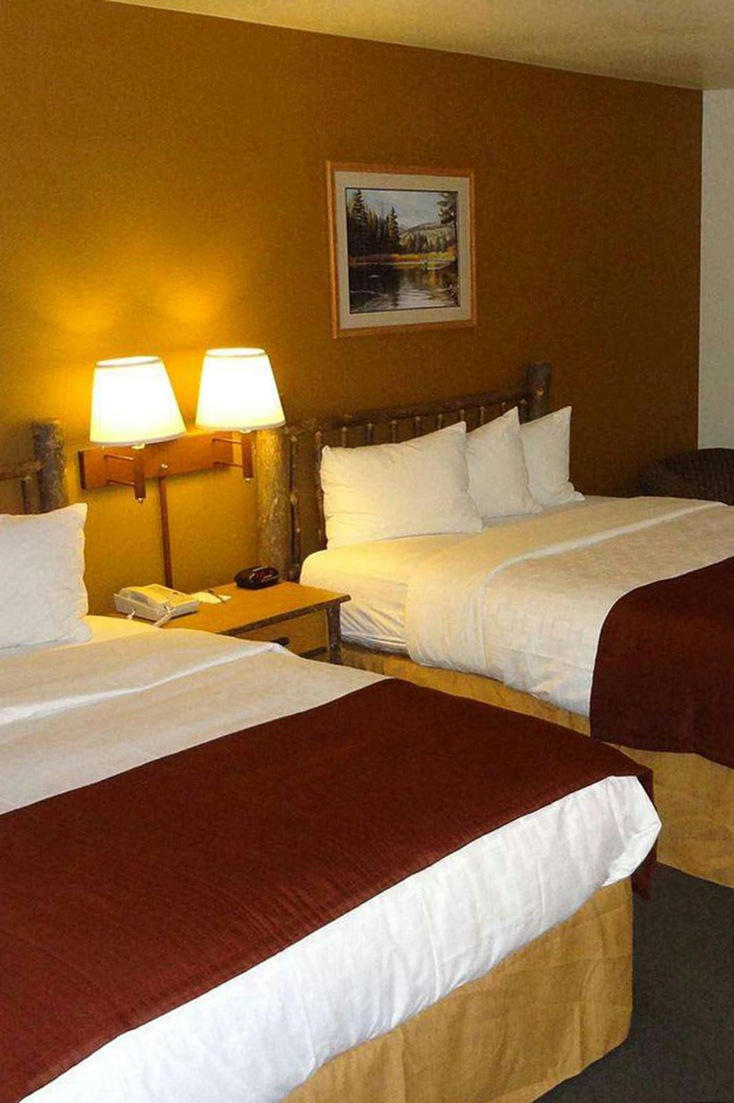 Hotel AmericInn by Wyndham Cody photo 2