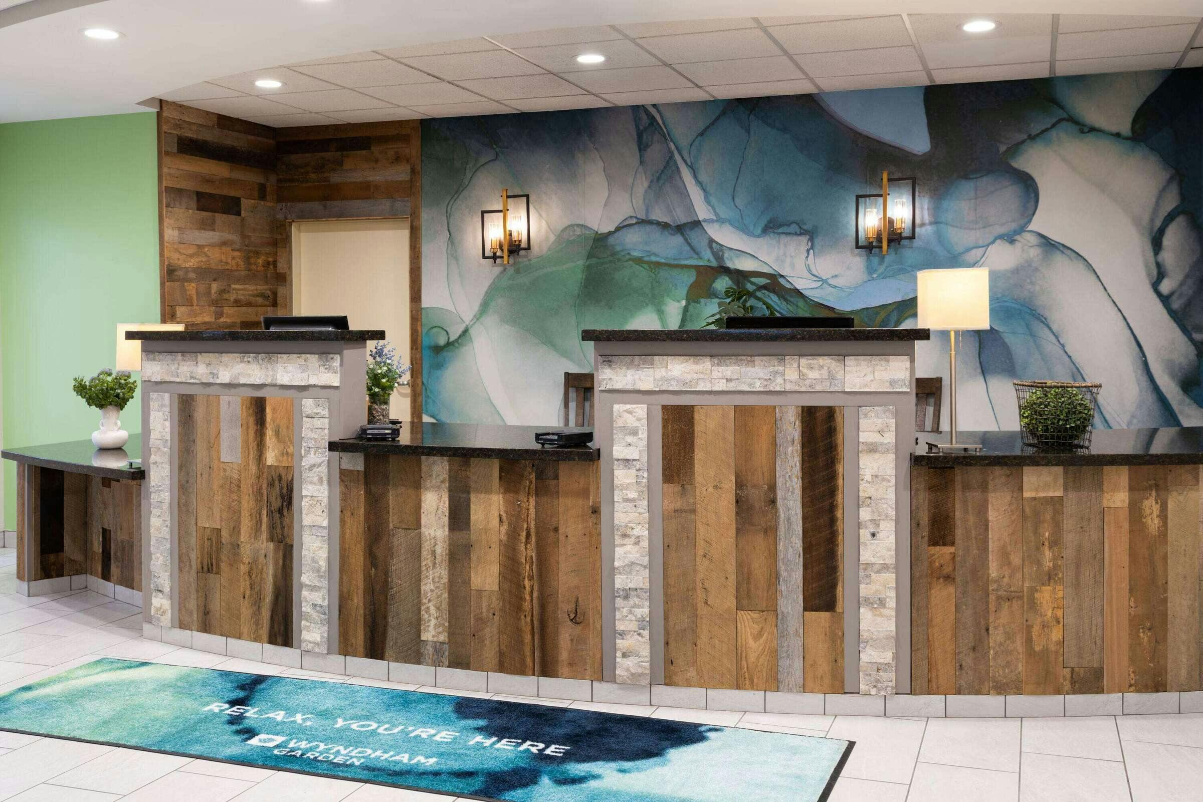 Hotel Wyndham Garden Otsego photo 3