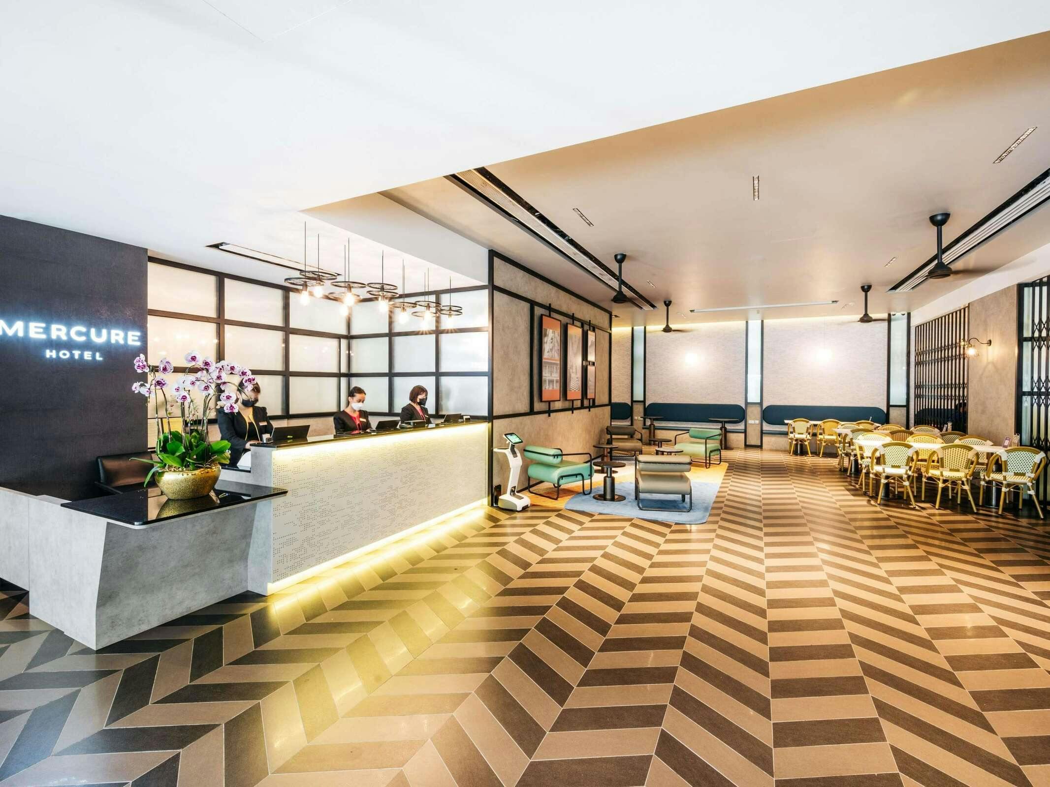 Hotel MERCURE SINGAPORE TYRWHITT photo 1