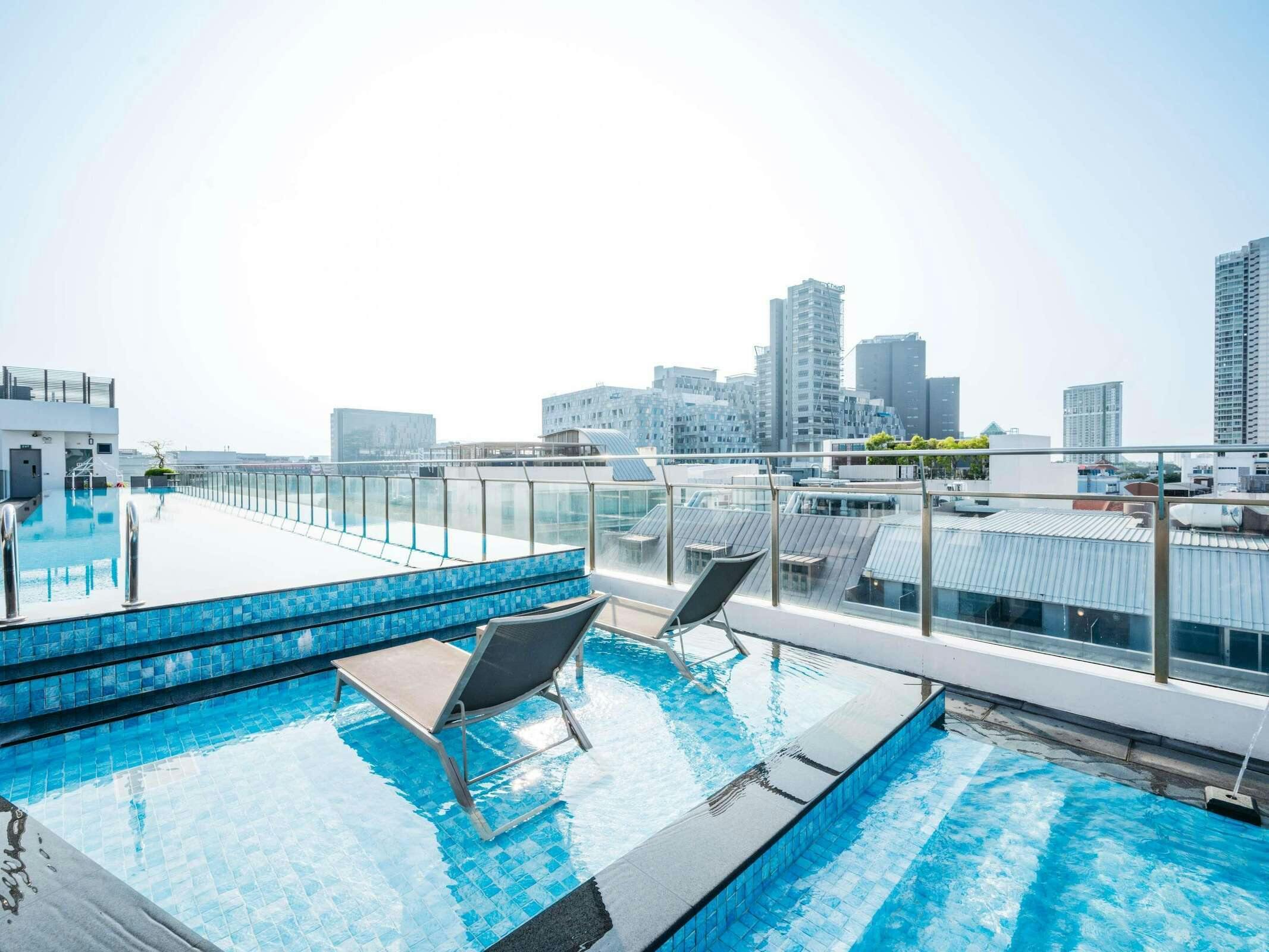 Hotel MERCURE SINGAPORE TYRWHITT photo 2