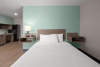 Hotel ECHO Suites Extended Stay by Wyndham Johnson City Medical CR photo 5