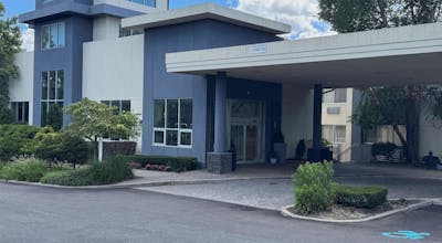 Best Western Premier Plainview Long Island Hotel