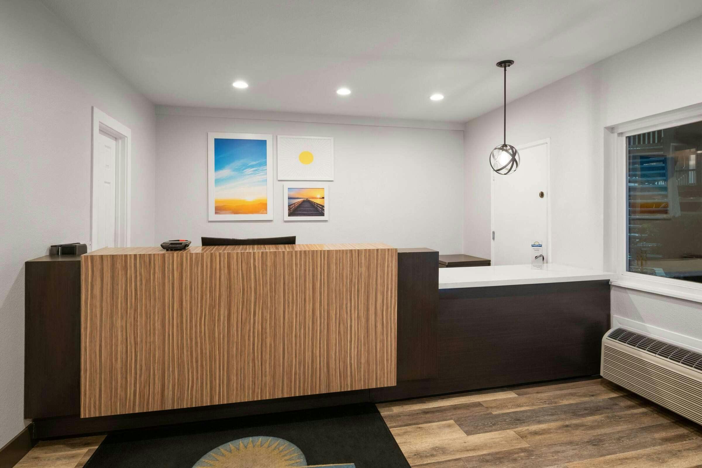 Hotel Days Inn Monterey Downtown photo 2