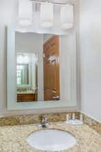 Hotel TownePlace Suites by Marriott Minneapolis West/St. Louis Park photo 2