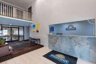Hotel Days Inn Lincoln photo 2