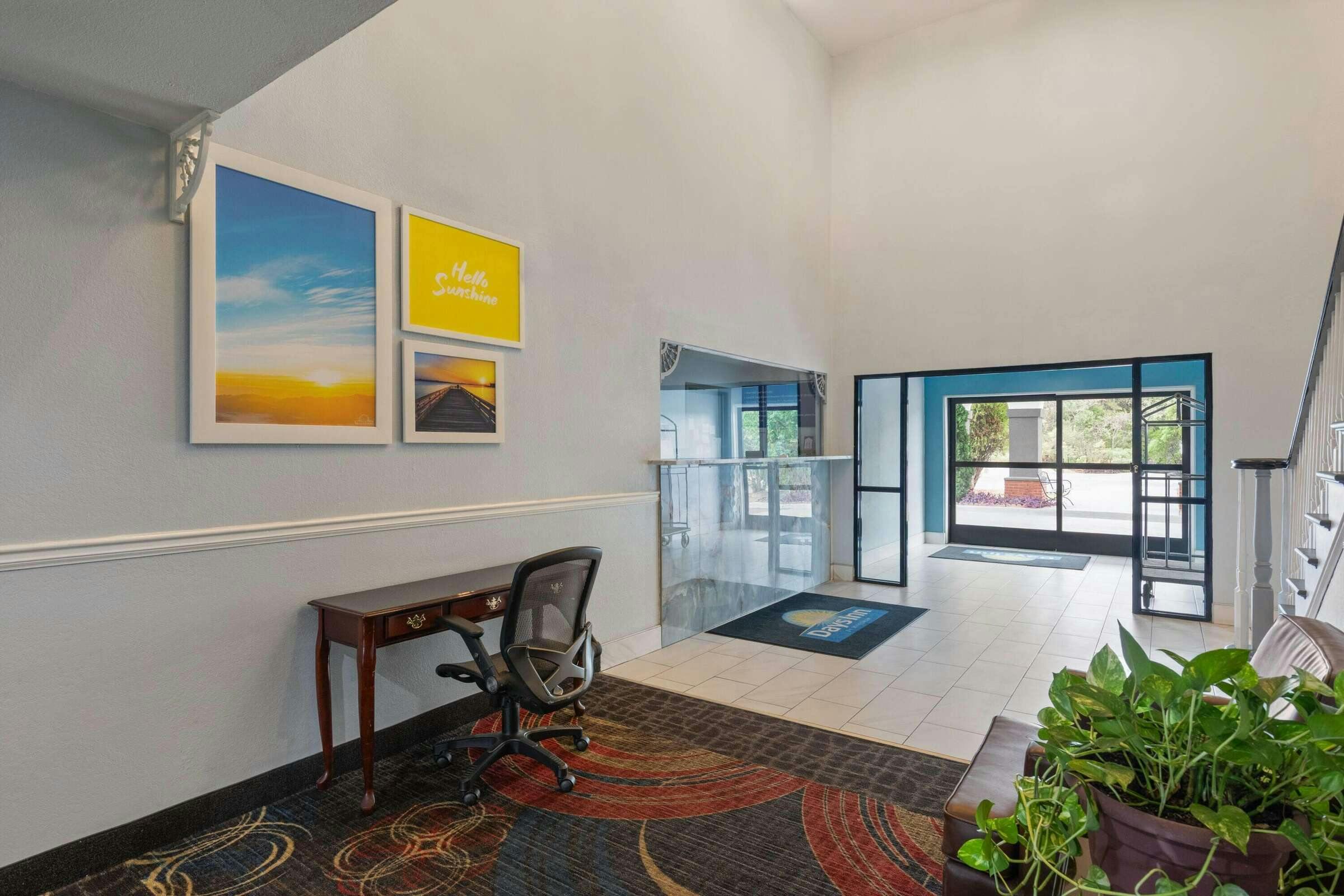 Hotel Days Inn Lincoln photo 3