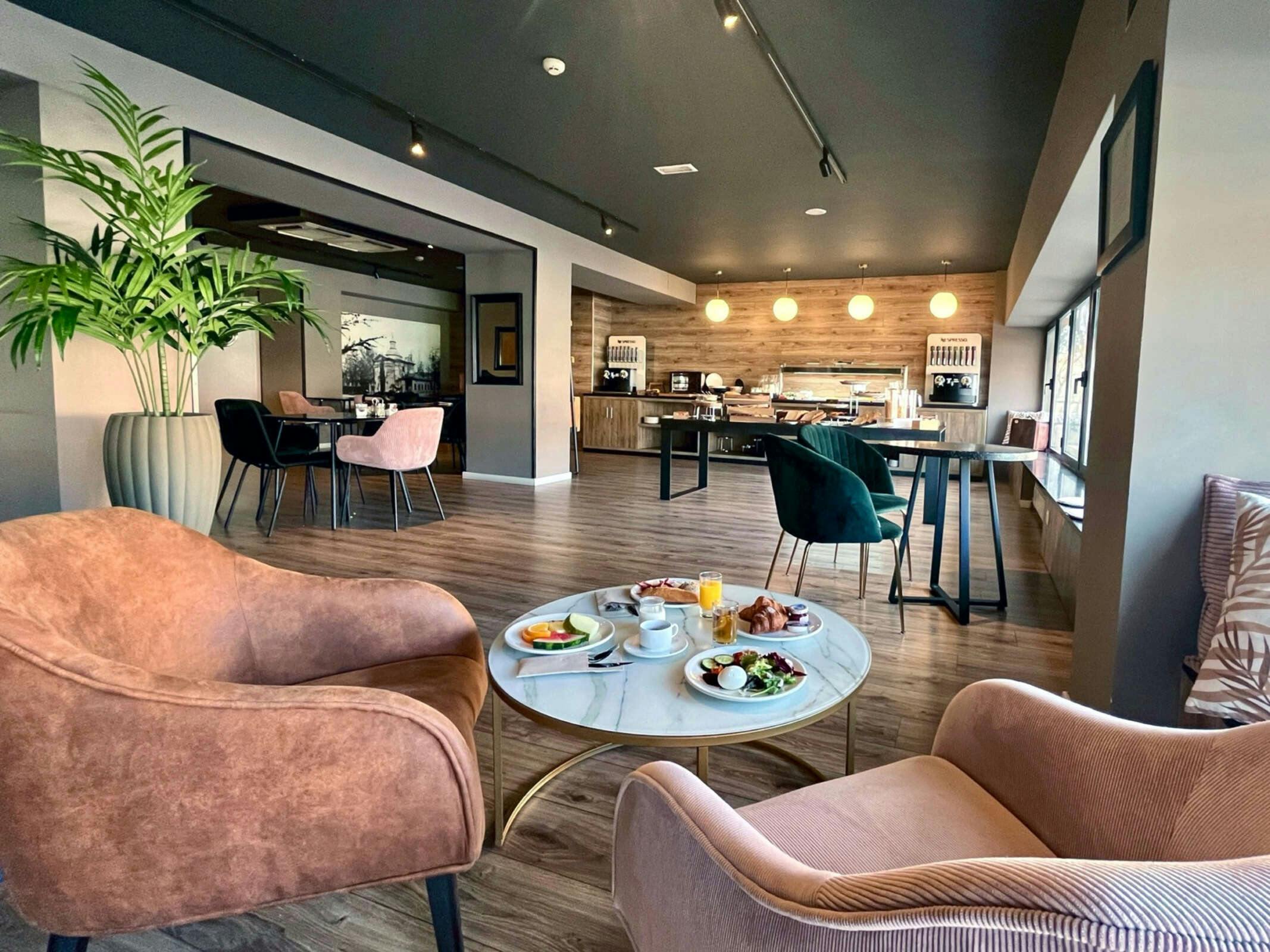 Hotel Acta Madfor